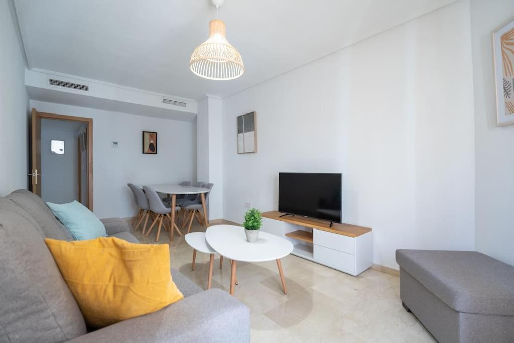Amplio Apartamento 2 Dormitorios Cerca De La Playa Alicante Zewnętrze zdjęcie