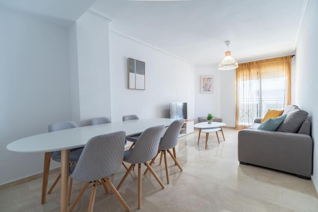 Amplio Apartamento 2 Dormitorios Cerca De La Playa Alicante Zewnętrze zdjęcie