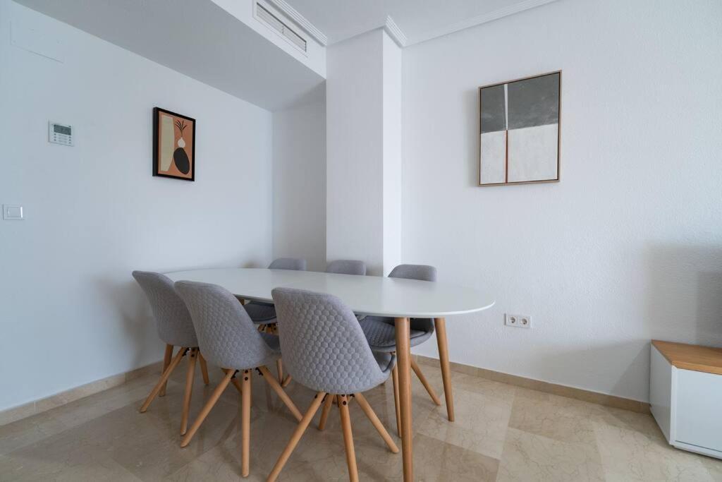 Amplio Apartamento 2 Dormitorios Cerca De La Playa Alicante Zewnętrze zdjęcie