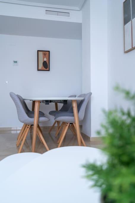 Amplio Apartamento 2 Dormitorios Cerca De La Playa Alicante Zewnętrze zdjęcie